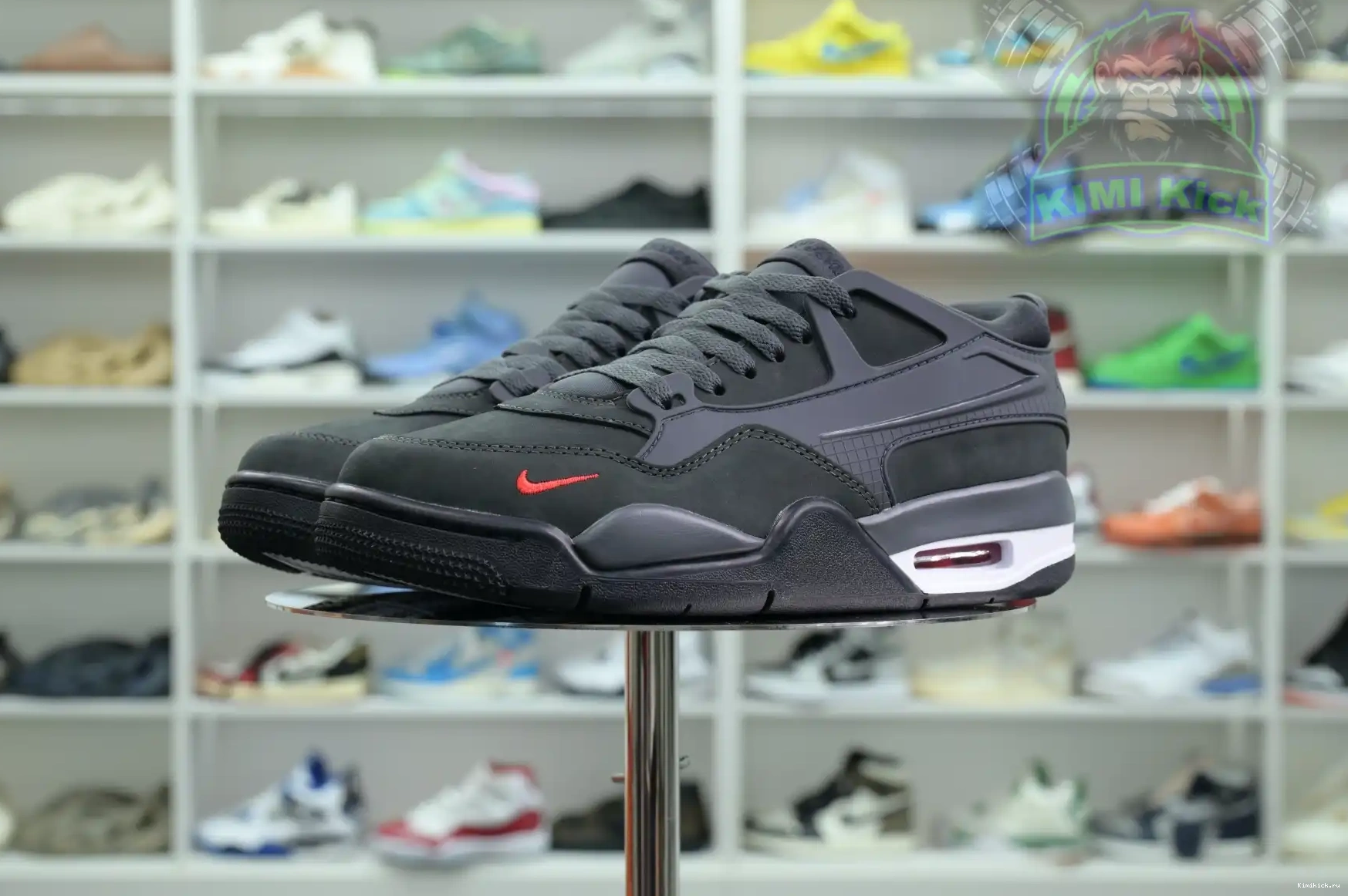 Jordan Nigel SP RM “Anthracite” x Kimikick Jordan 4 Sylvester Air 0427